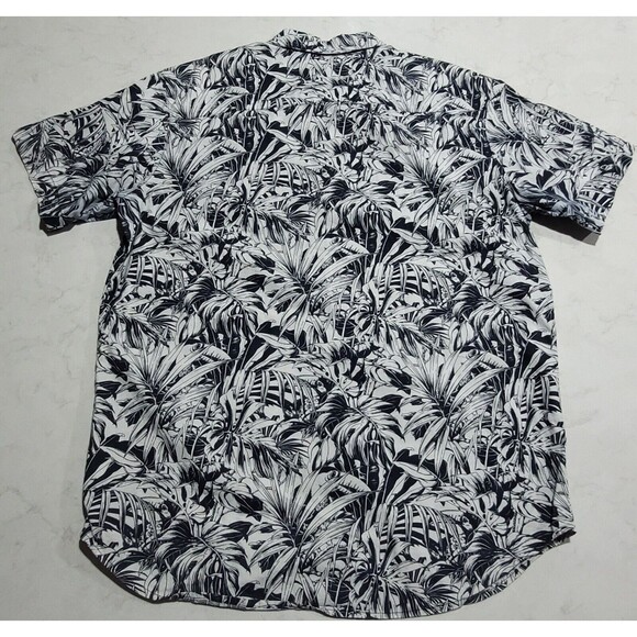 Columbia Rapid Rivers Regular Fit Button Up Size Medium Tropical Hawaiian NWOT - Picture 2 of 9